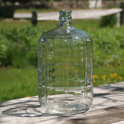 Picture of Italian 3 Gallon Glass Carboy